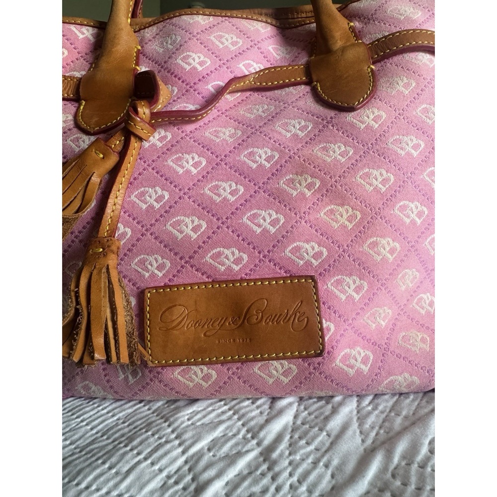 Dooney & Bourke Y2k Preppy Pink purse w/Tassel & matching wallet - Picture 7 of 16